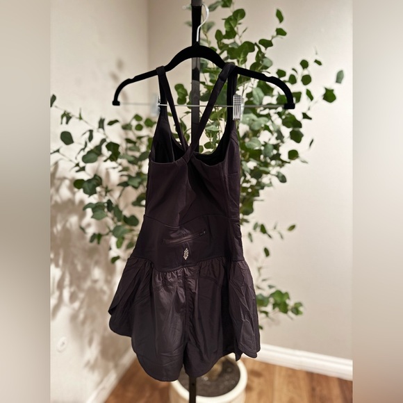 Free People Movement Righteous Runsie- NWOT - SIZE S - Picture 2 of 6